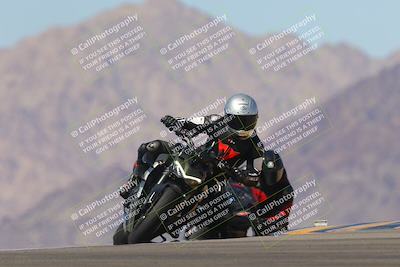 media/Sep-25-2023-Moto Forza (Mon) [[81ffa65e0a]]/B-C Group/Session 4 (Turn 9)/